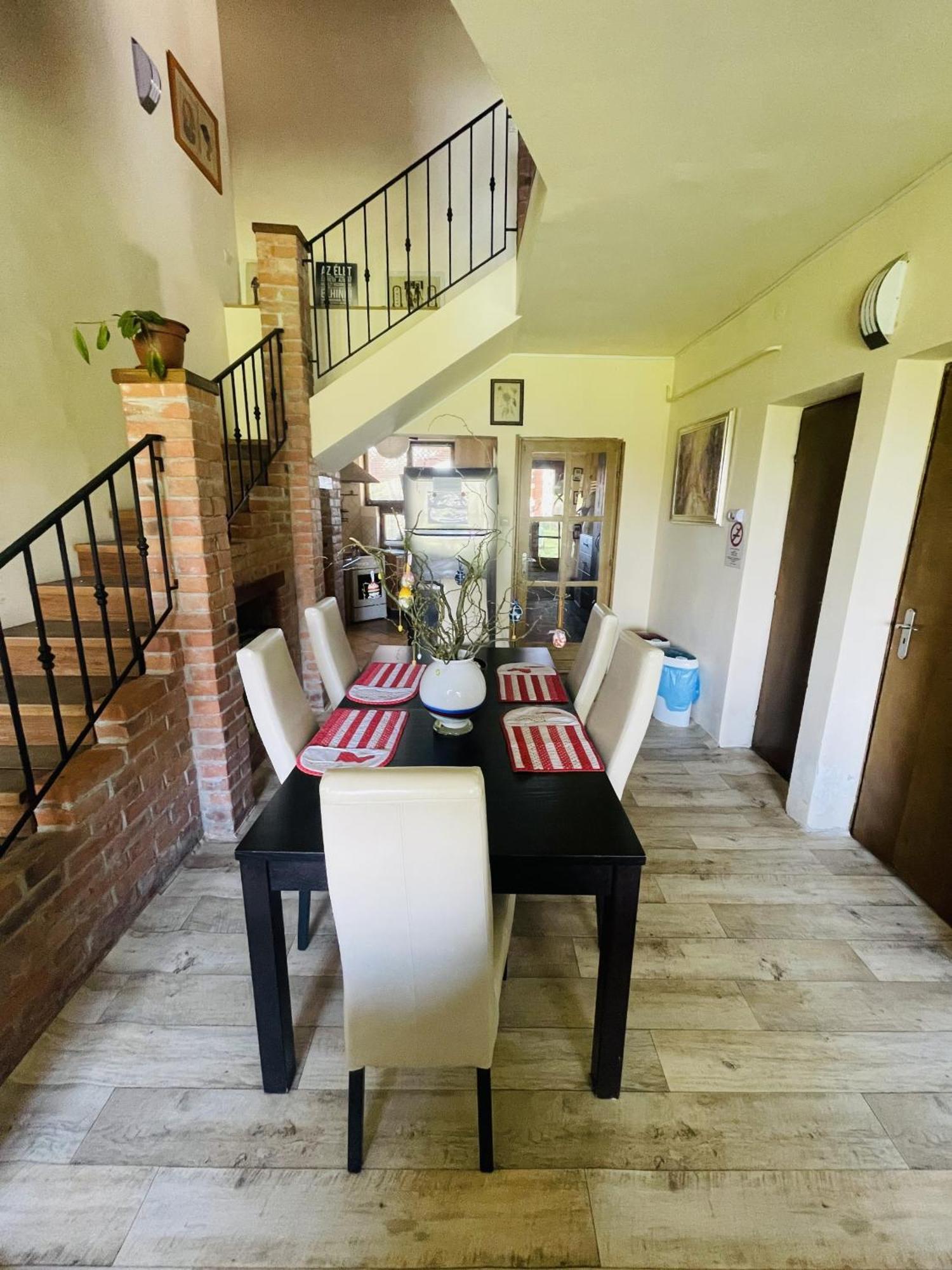 Greenpark Garden Villa Family Apartments Near Tokaj زيرينس المظهر الخارجي الصورة